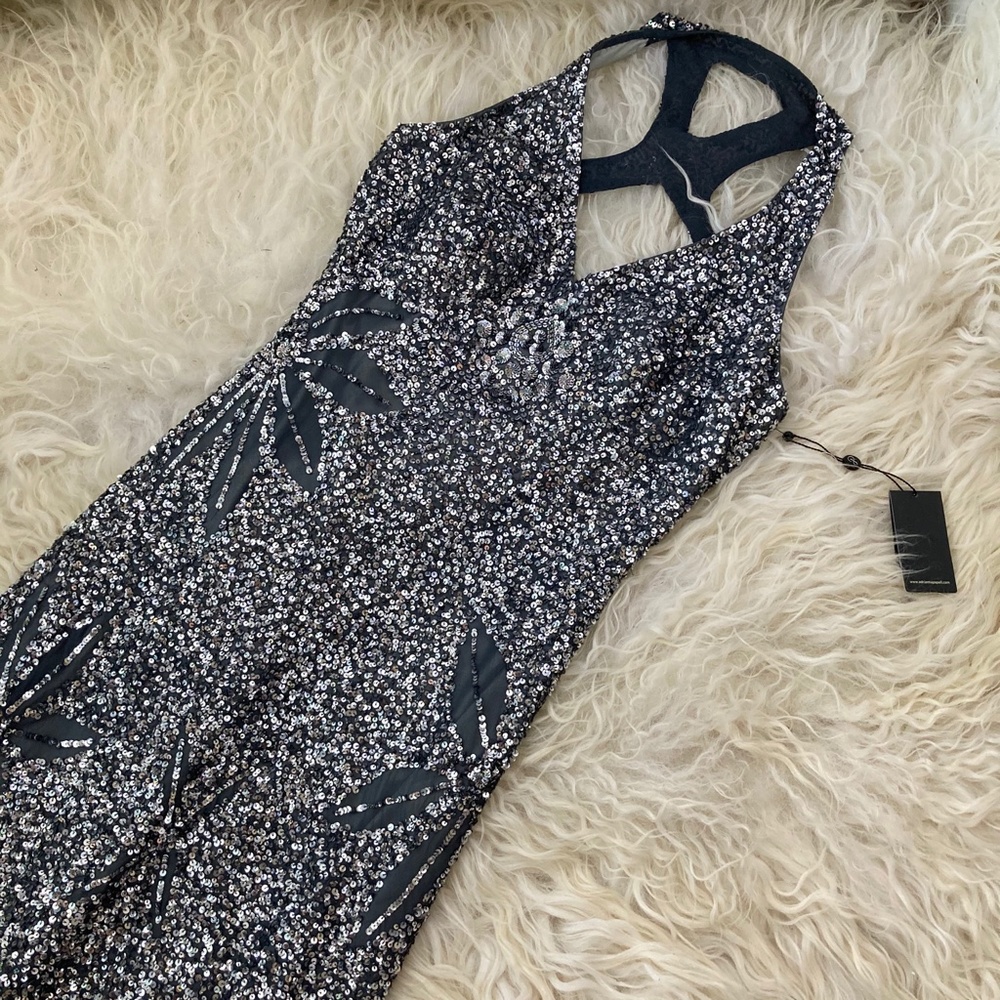 Adrianna Papell Sequined V-Neck Party Dress - Picture 3 of 14